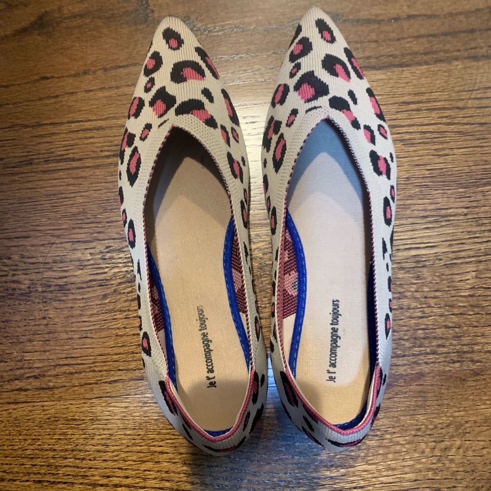 Leopard print flats